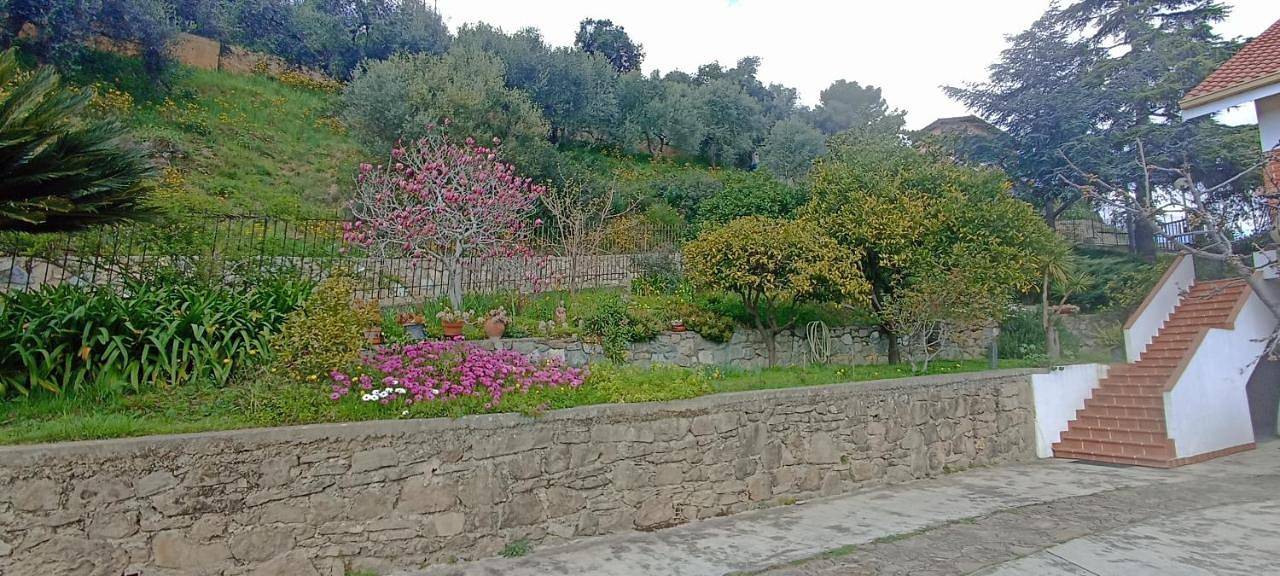 Appartement entier, Casa Il Glicine in Camporosso, Alpes liguriennes