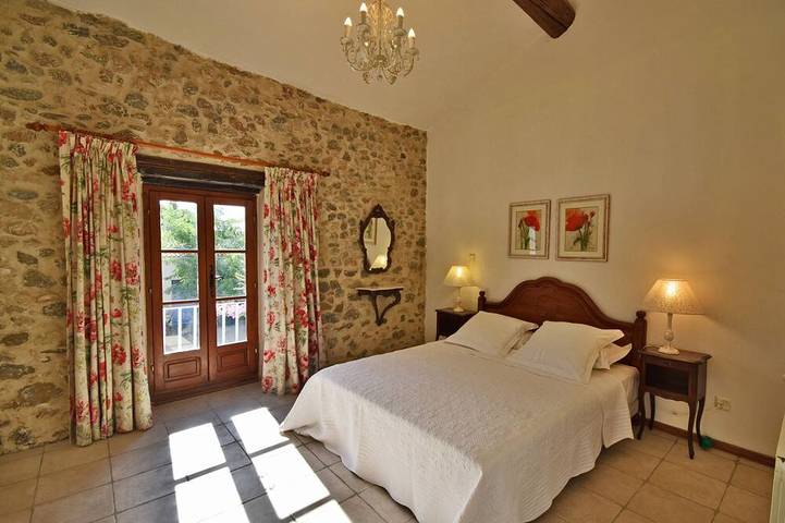 Location de vacances pour 6 personnes, avec jardin et piscine à Nizas - 2