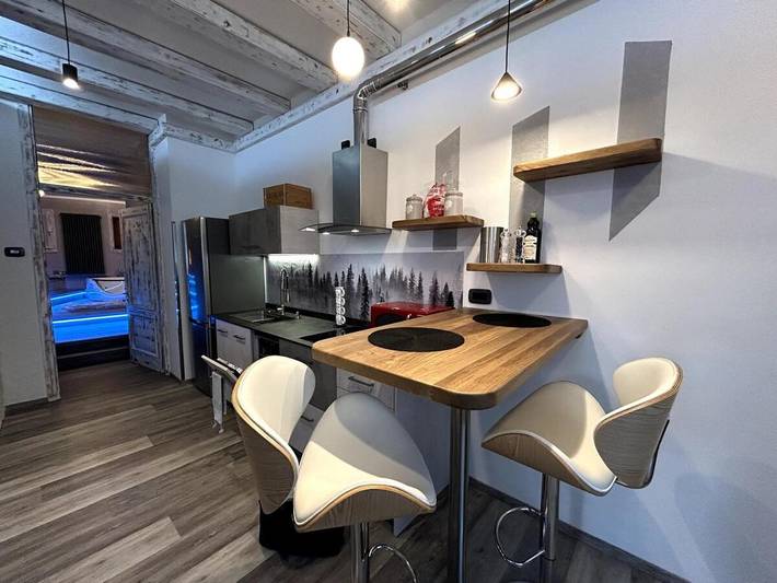 Location de vacances pour 2 personnes, avec jacuzzi ainsi que sauna et terrasse à Enego - 3