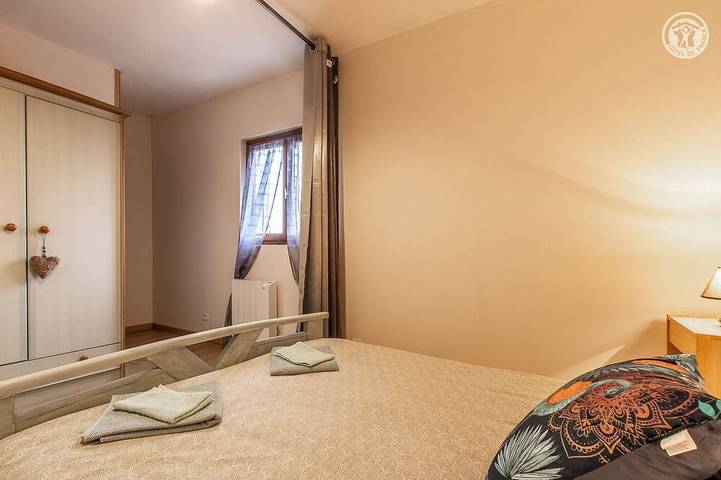 Location de vacances pour 4 personnes, avec jardin, animaux acceptés à Épinac - 2