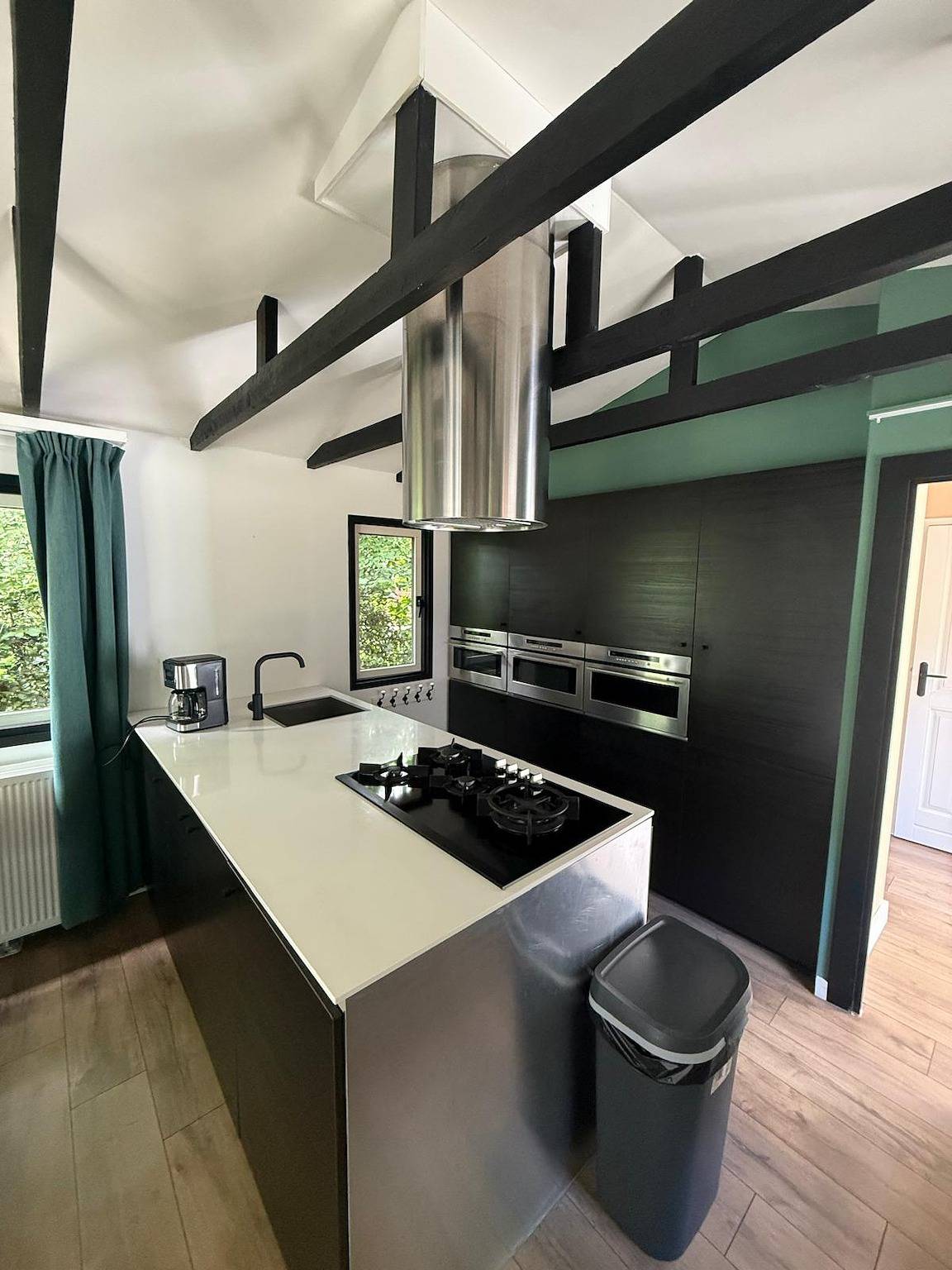 Bungalowpark Het Verscholen Dorp — Private Lodge in Harderwijk, Veluwe