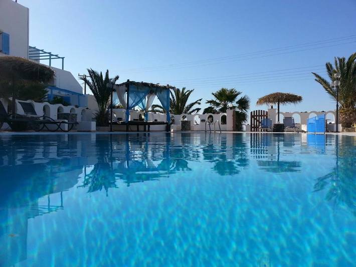 Gîte pour 4 personnes, avec jardin ainsi que balcon et piscine à Karterados - 2