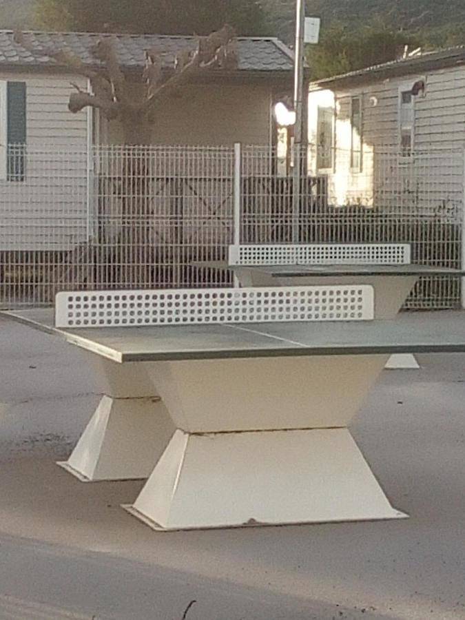 Camping pour 6 personnes, avec piscine ainsi que terrasse et vue à Vic-la-Gardiole - 3