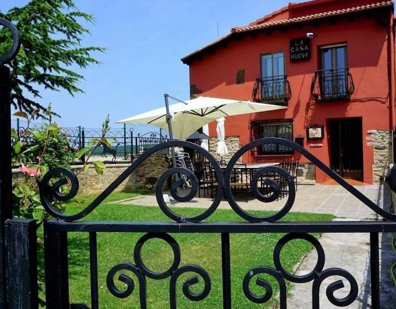 Casa rural 'La Casa Nueva Pequeña' con terraza privada, Wi-Fi y aire acondicionado in Abejar, Provincia de Soria