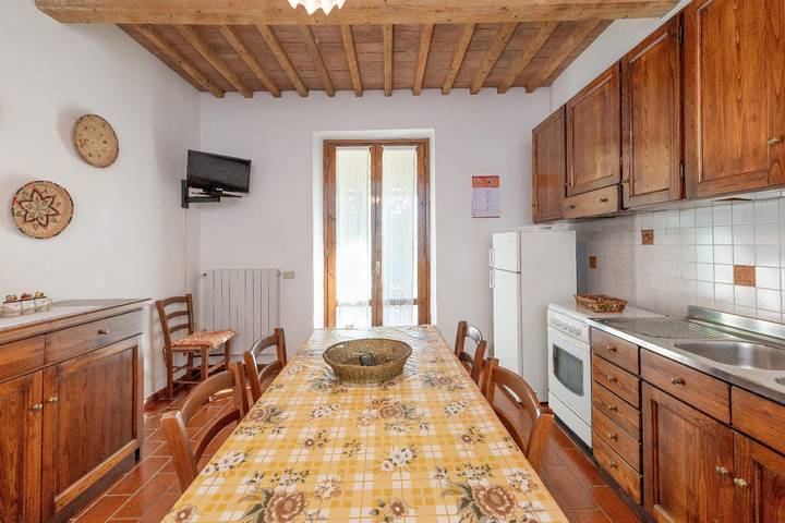 Ferienwohnung für 4 Personen, mit Pool und Garten in Cecina - 3