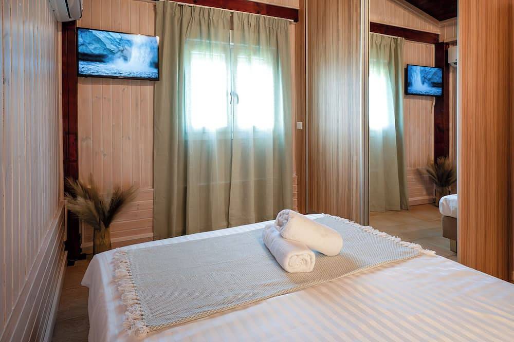 Ganze Wohnung, Cozy 2-bedroom apartment with Ac, Wifi in delightful Anissaras in Iraklio-Heraklion und Umgebung