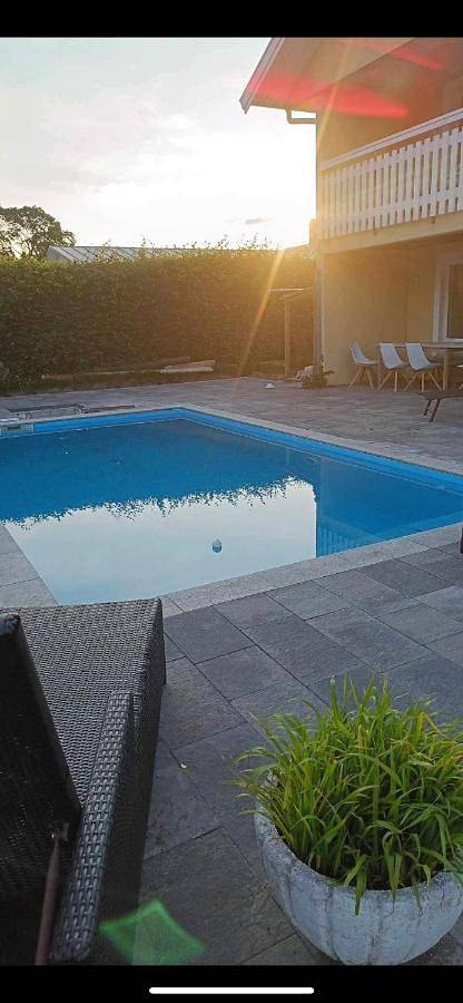Ferienhaus für 12 Personen, mit Balkon und Whirlpool sowie Terrasse und Garten in Bastad - 3