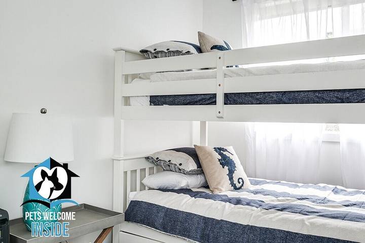 Holiday home for 6 people, with garden and terrace, with pets in Middleton (South Australia)