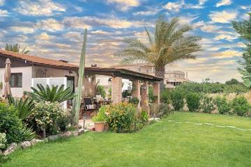 Bungalow für 4 Personen, mit Balkon und Garten, mit Haustier auf Rhodos