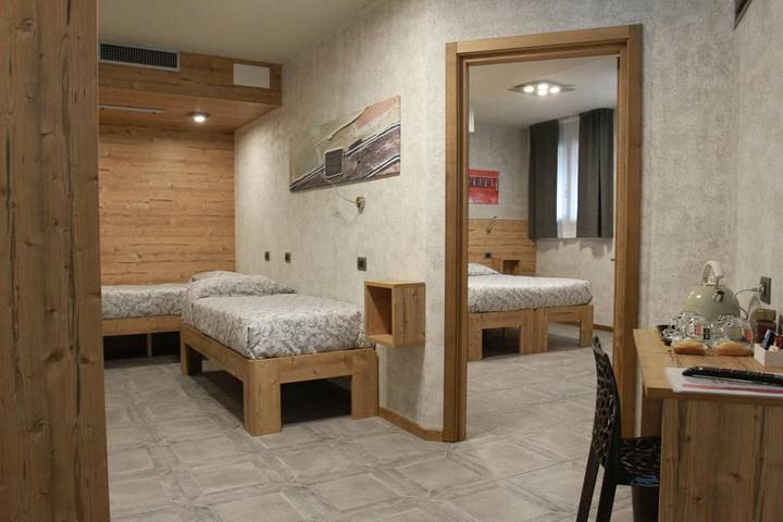 Hôtel pour 5 personnes, avec terrasse