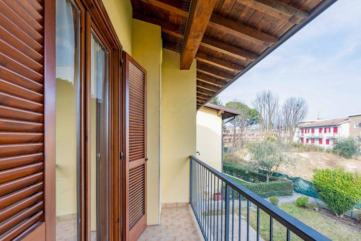 Gîte pour 4 personnes, avec terrasse et piscine à Padenghe sul Garda - 3