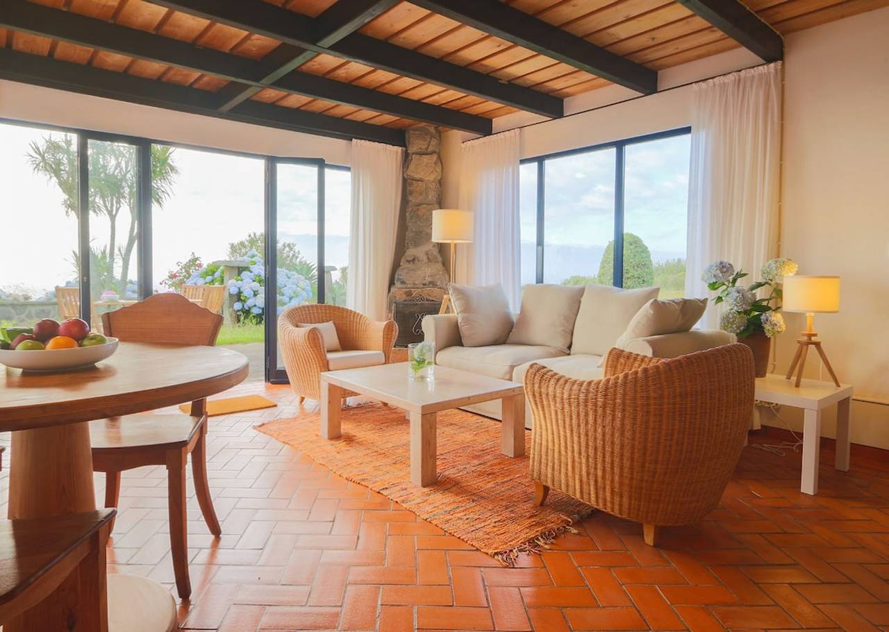 Green Oceanview Relaxing Cottage in São Miguel Island, Mosteiros
