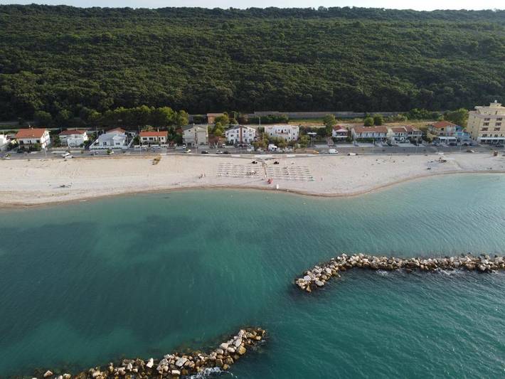 Casa vacanza per 10 persone, con giardino e terrazza nonché panorama, con animali domestici in Torino di Sangro