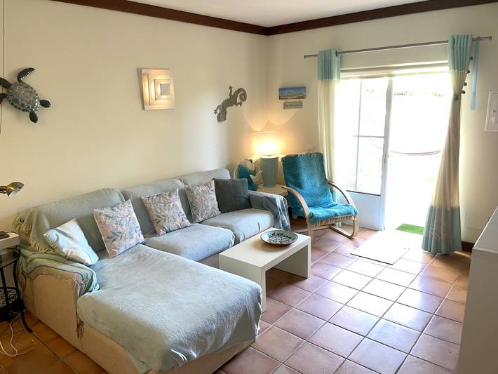 Ferienhaus für 4 Personen, mit Balkon und Terrasse sowie Garten und Pool