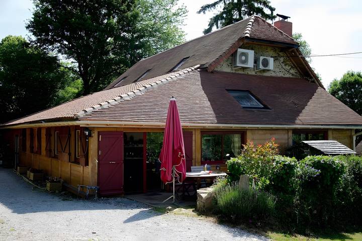 Location de vacances pour 3 personnes, avec Jardin dans Saint-Vitte-sur-Briance, Région de Limoges