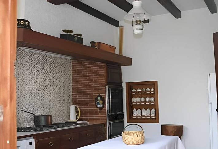 Gîte pour 5 personnes, avec terrasse et jardin, animaux acceptés à Rivedoux-Plage - 4