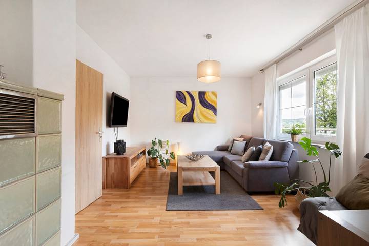 Ferienwohnung für 4 Personen, mit Balkon und Garten in Offingen