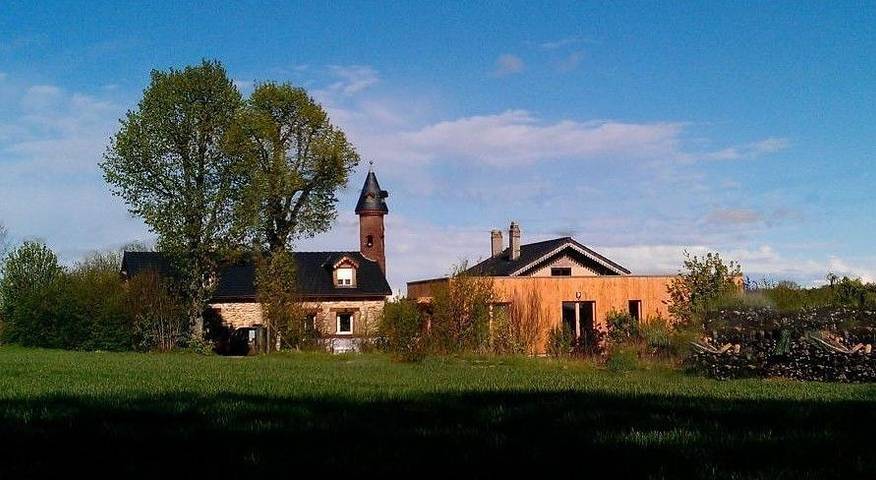 Chambre d’hôte pour 4 personnes, avec Terrasse et Jardin dans Ferreux-Quincey