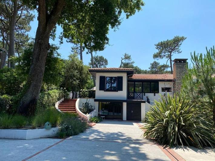 Villa pour 8 personnes, avec Terrasse ainsi que Jardin et Piscine sur la Dune du Pilat