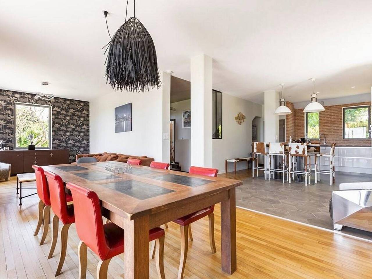 Geräumiges Ferienhaus mit beheiztem Pool in zentraler Lage - ideal für Familien und Freunde in Vichy, Vichy und Umgebung