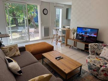 Gîte pour 4 personnes, avec terrasse à Lagord