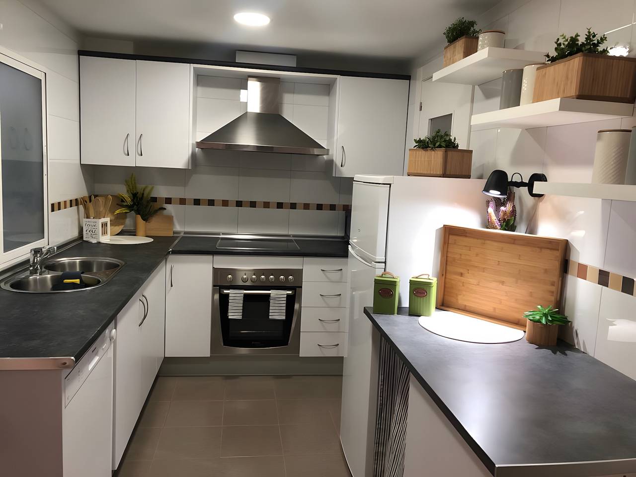 Entire apartment, Apartment 'Lovegranada Centro Acera Darro 94' with Wi-Fi and Air Conditioning in Granada, Granada Province