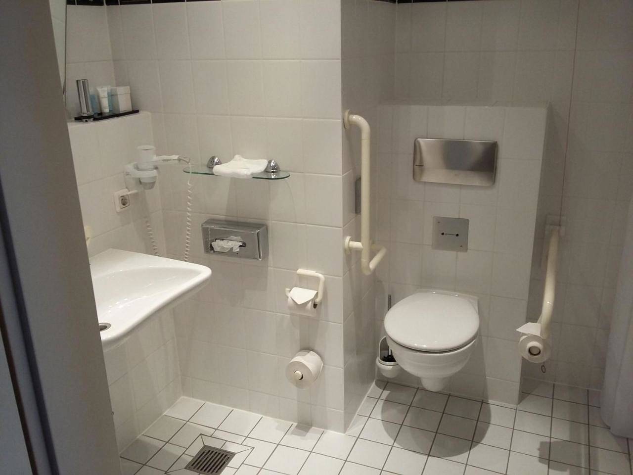 Hotel für 10 Personen mit Whirlpool in Halle, Saale-Unstrut