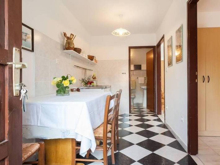 Ganze Wohnung, Wohnung in Preko mit Terrasse und Grill in Plaža Jaz, Poljana