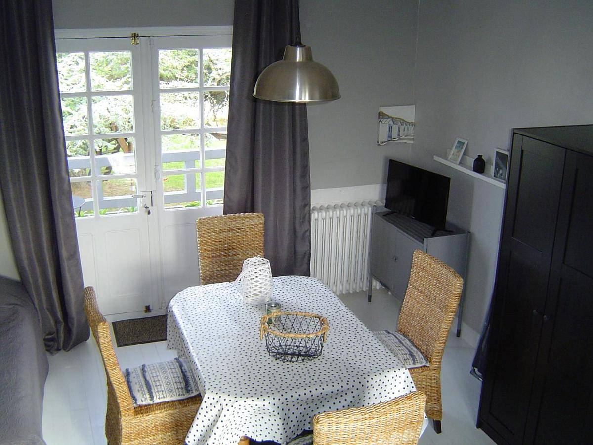 Appartement entier, Studio - Split Level in Étables-sur-Mer, Côte de Goëlo
