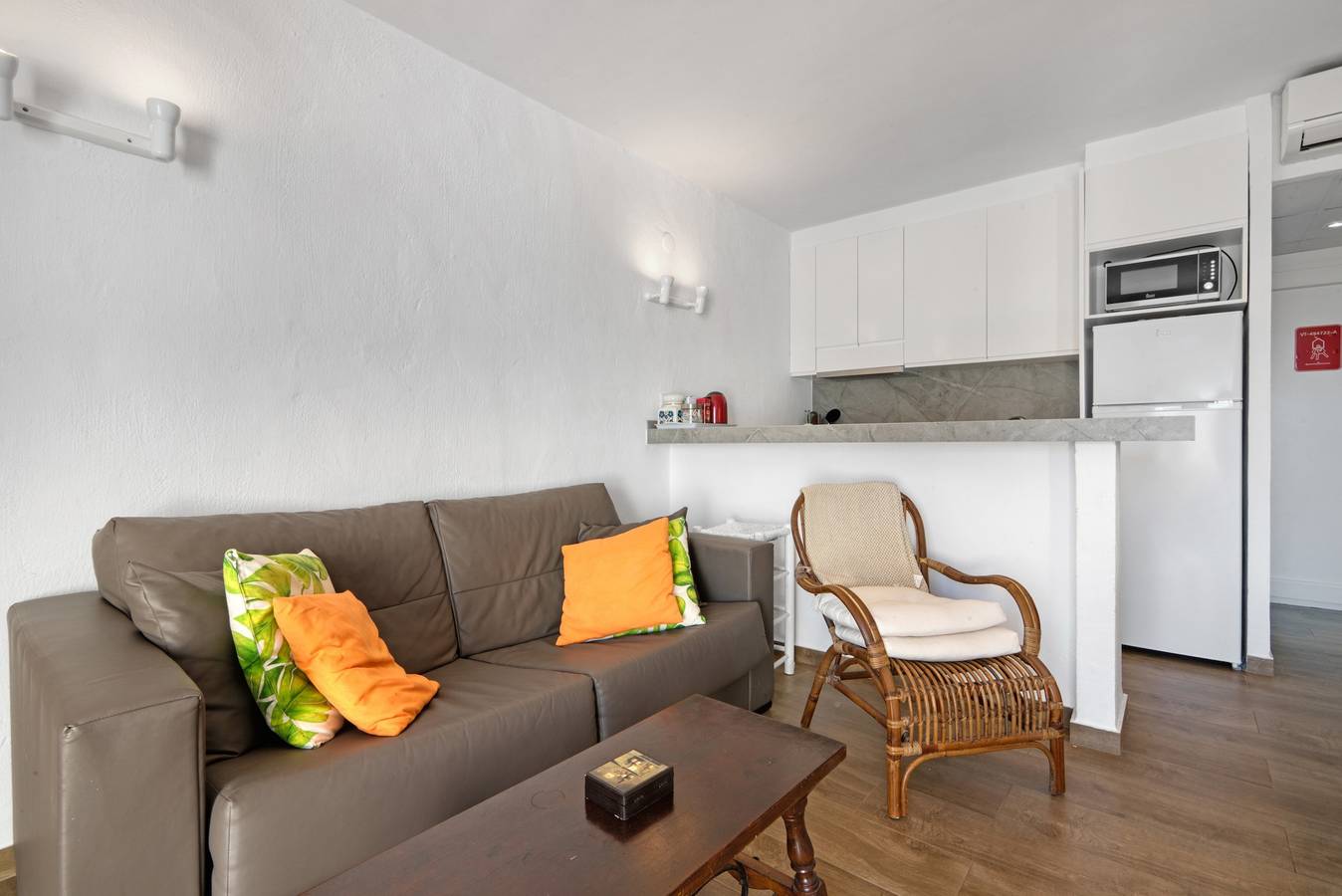 Ganze Wohnung, Apartment 'Albatros 2' mit privatem Pool, Wlan und Klimaanlage in El Palmar, Costa Blanca
