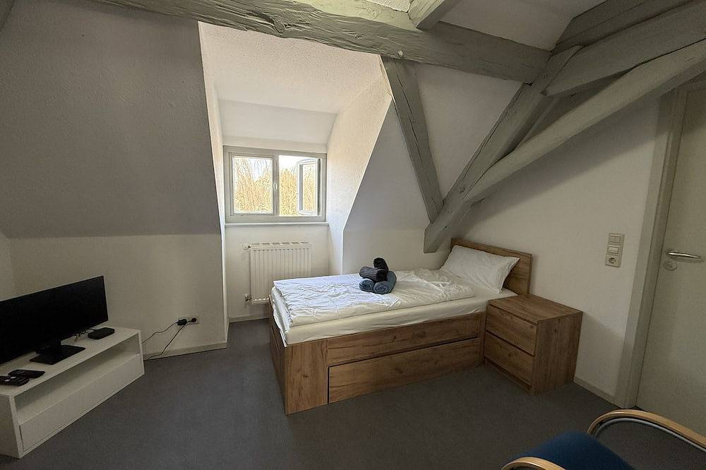 Ganze Wohnung, 3-5 Zimmer: Monteur- und Ferienwohnung Ludwigslust in Ludwigslust, Ludwigslust-Parchim