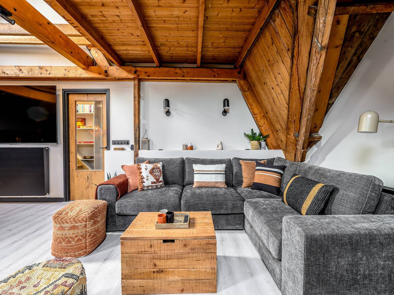 Gruppenhaus mit Sauna in der Nähe von Strand in Julianadorp, Noord-Holland - Nordseeküste
