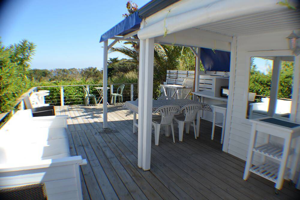 Sea View campsite Kon Tiki Beach Pampelonne - gulf Saint Tropez Mobil home Moorea in Pampelonne, Ramatuelle