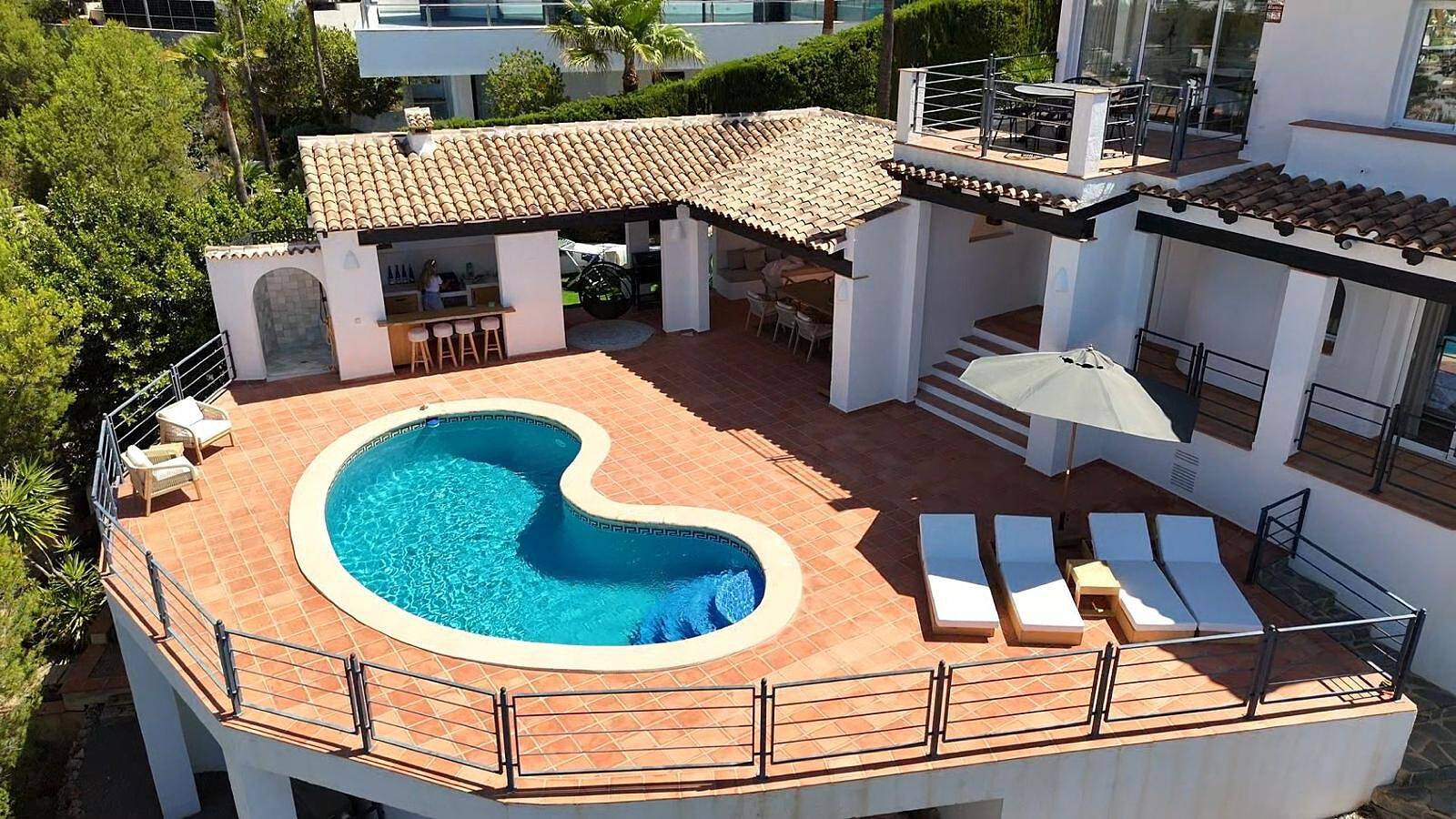 Villa 'Nono' met prachtig zeezicht in Altea Hills, Altea