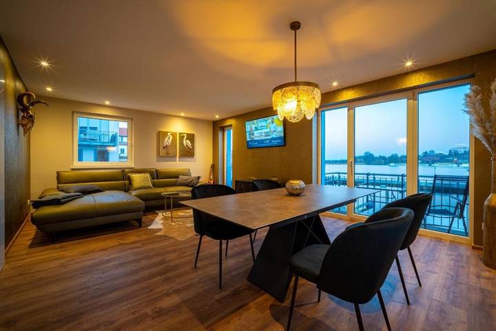 Ferienhaus für 4 Personen, mit Ausblick und Seeblick sowie Terrasse in Malchow