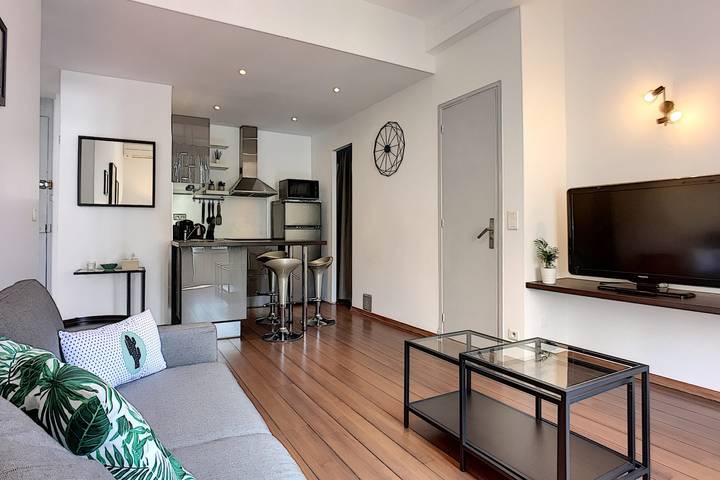 Gîte pour 4 personnes, avec balcon à Antibes - 2