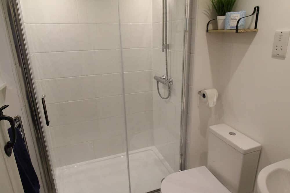 A charming and cosy cottage, centrally located on Bridge Street. in Crickhowell, Brecon Beacons