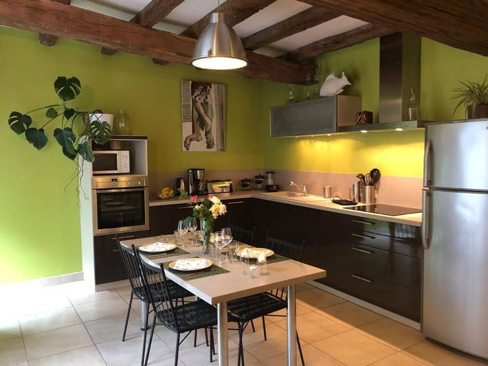 Location de vacances pour 5 personnes, avec vue et piscine ainsi que jardin et sauna à Thouars - 3