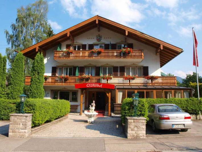 Hotel für 4 Personen, mit Seeblick und Garten sowie Sauna und Pool, kinderfreundlich in Bad Wiessee