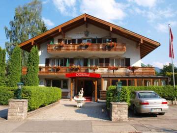 Hotel für 4 Personen, mit Sauna und Seeblick sowie Pool und Garten, mit Haustier in Bad Wiessee