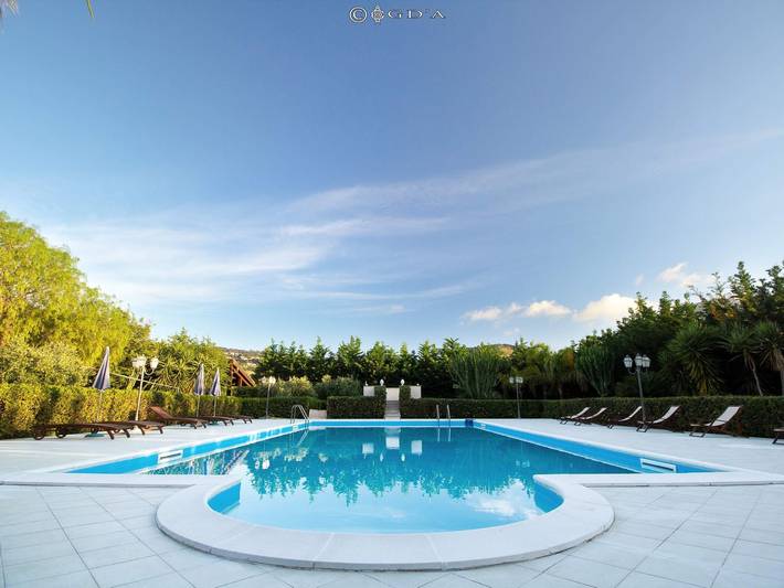 Agriturismo per 4 persone, con Terrazza e Giardino nonché Piscina a Scopello (Sicilia)