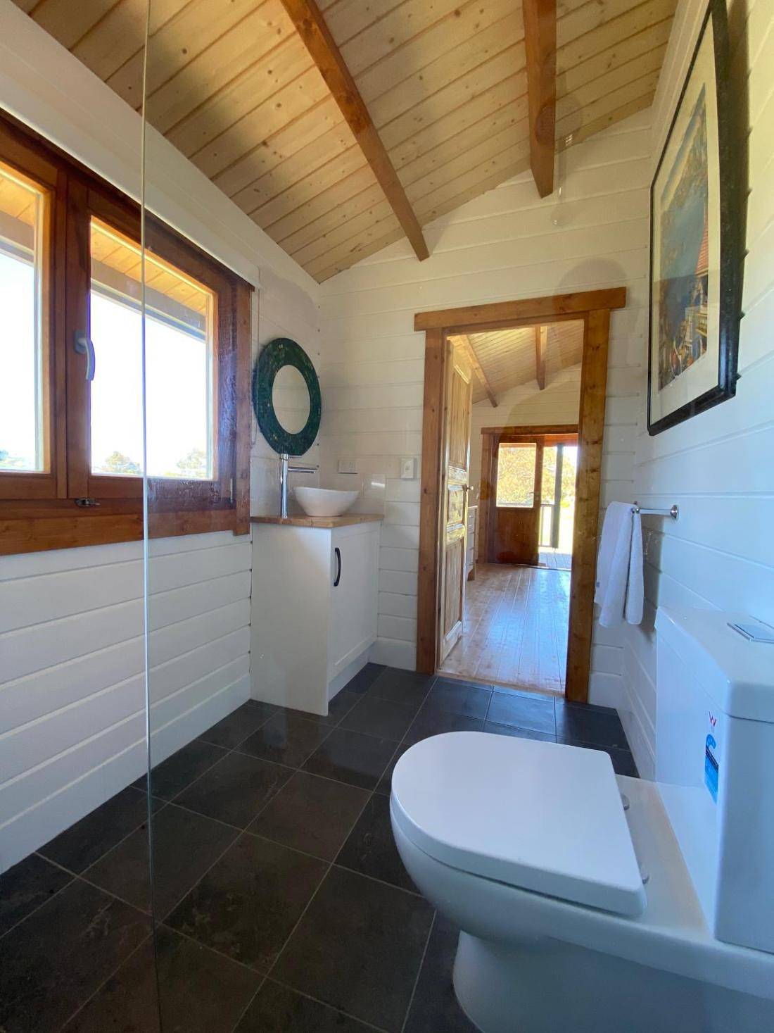 Lovely nordic pine cabin great for couples or family in Kangaroo Island