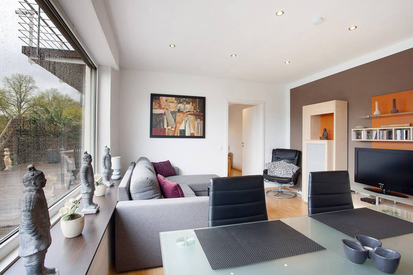 Apartamento inteiro, Apartamento "Keil" com vista para a montanha, terraço privado e Wi-Fi in Balve, Lago Sorpesee