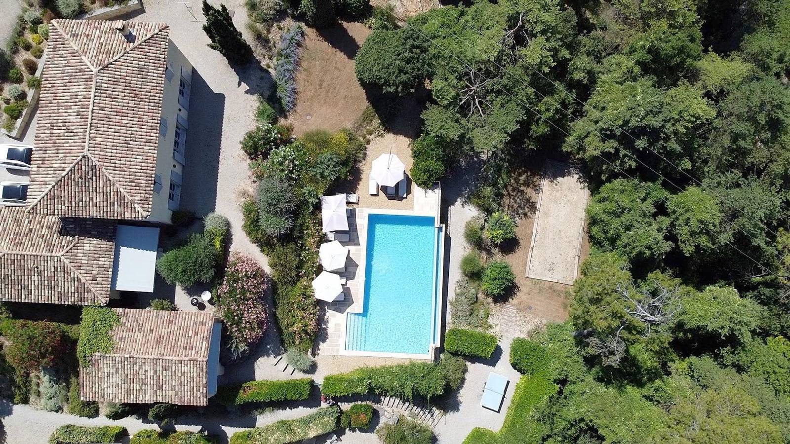 Apartamento vacacional entero, Air-conditioned flat with garden in Montauroux, Region de Draguignan