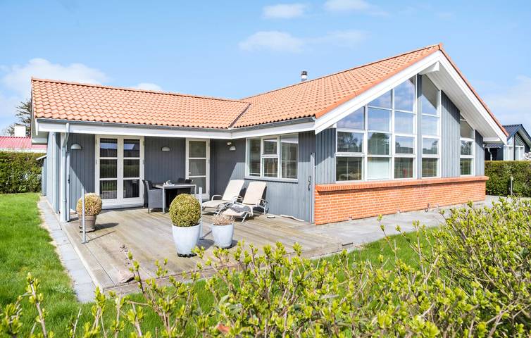 Ferienhaus für 4 Personen, mit Terrasse und Garten in Juelsminde - 2