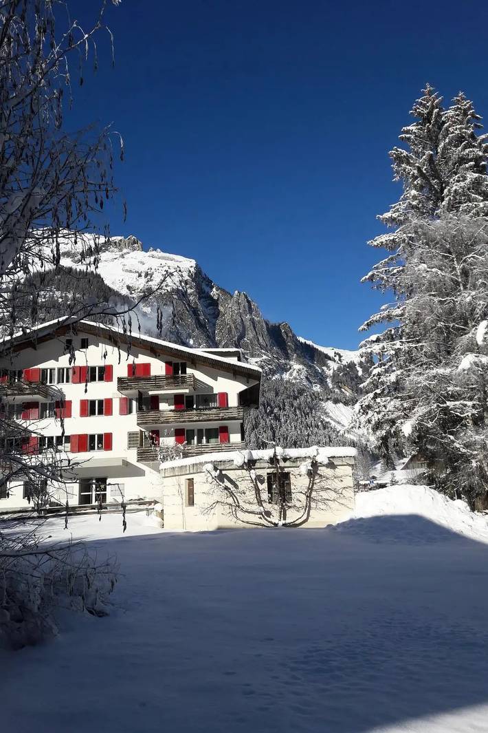 Ferienwohnung für 6 Personen, mit Balkon in Kandersteg