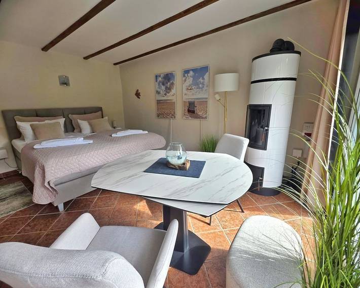 Ferienwohnung für 2 Personen, mit Terrasse und Garten in Lohme