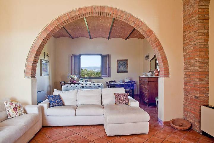 Podere l'Ulivo: tipica Villa Toscana di 400 metri con ampia piscina in San Miniato, Pisa e dintorni