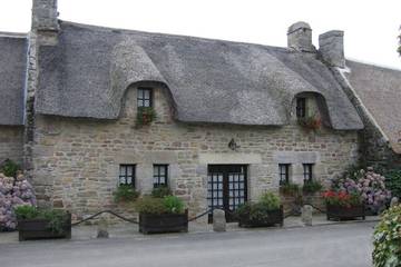 Gîte pour 6 personnes, avec jardin dans Hameau de Kerascoët
