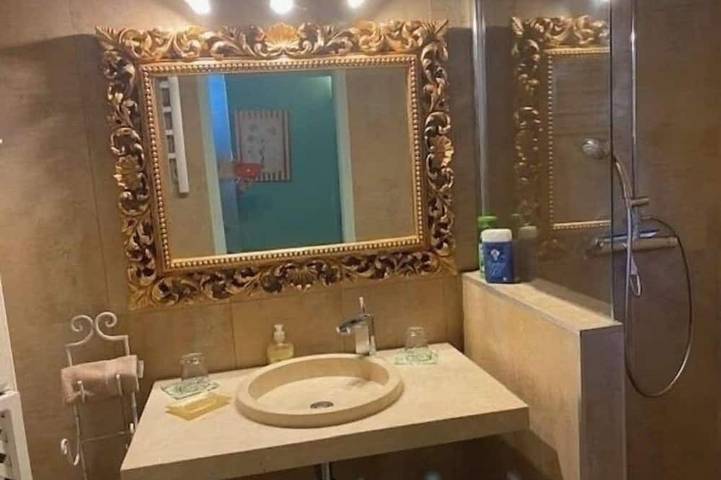 Gîte pour 2 personnes dans Plage de la Marana - 2